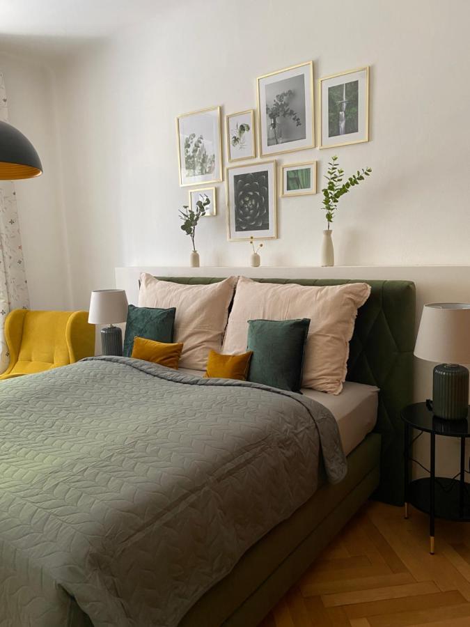 דירות וינה Big Vintage Style Flat Near Schonbrunn מראה חיצוני תמונה
