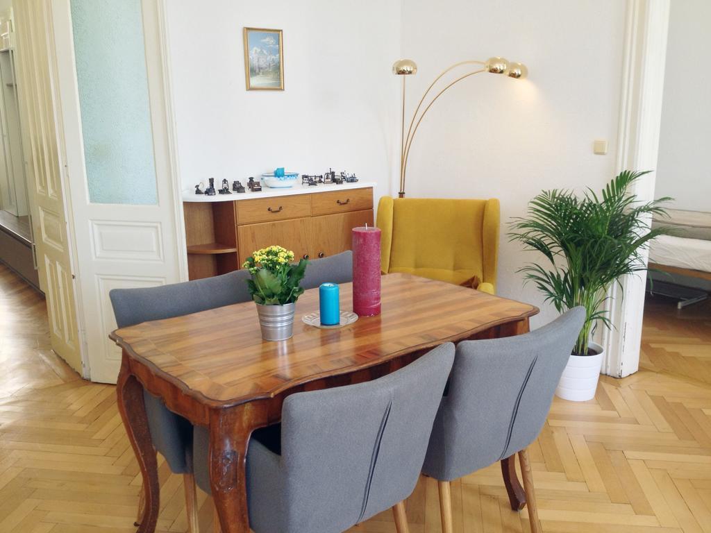 דירות וינה Big Vintage Style Flat Near Schonbrunn מראה חיצוני תמונה